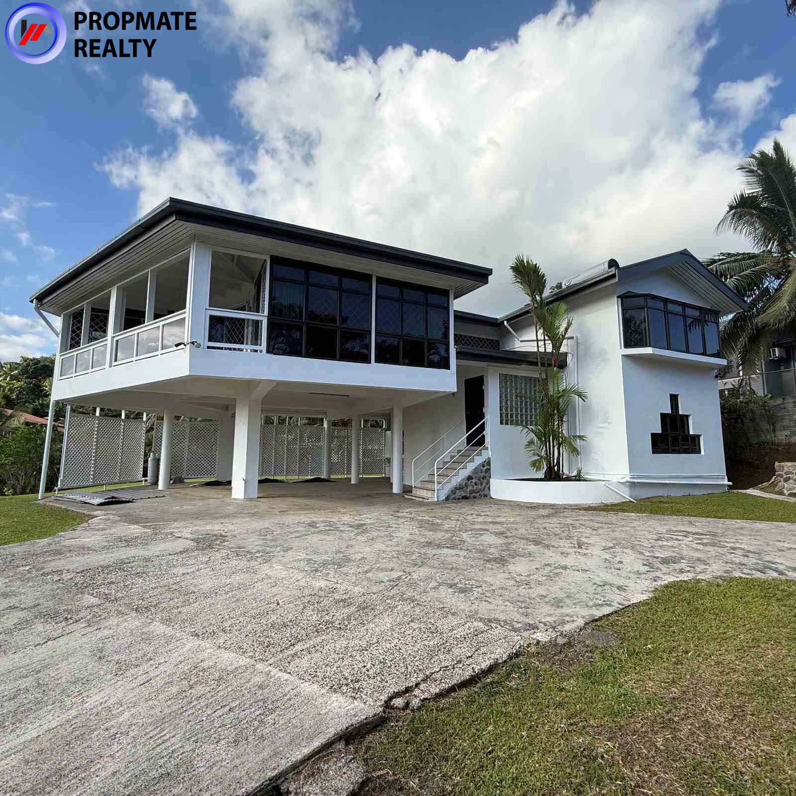 EXECUTIVE PARTLY-FURNISHED FOUR-BEDROOM HOME